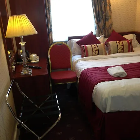 Avon Hotel-3