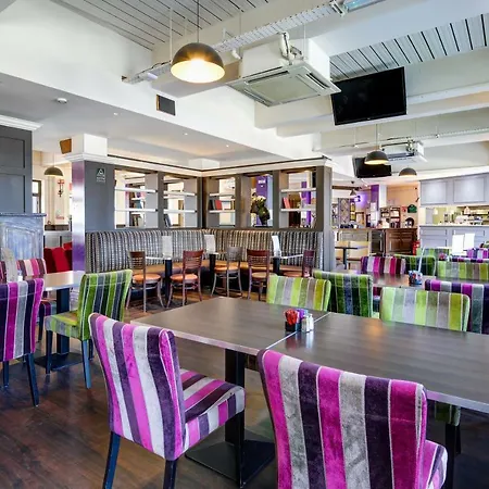 Ibis Styles London Excel-3