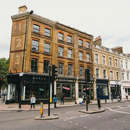 D8 - Shoreditch-2